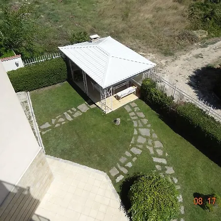 Aneta's Seaside Appartamento Varna